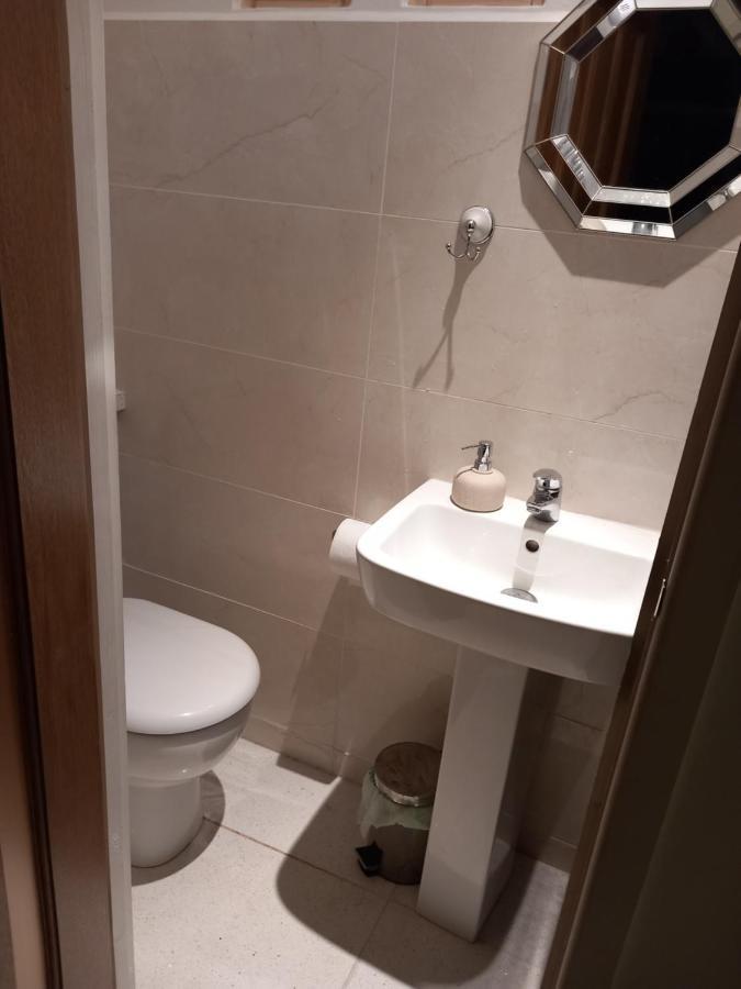 Luxury Holiday Home, Near Beach Southend-on-Sea Exteriör bild
